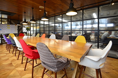 ヴィレッジフーズ本社